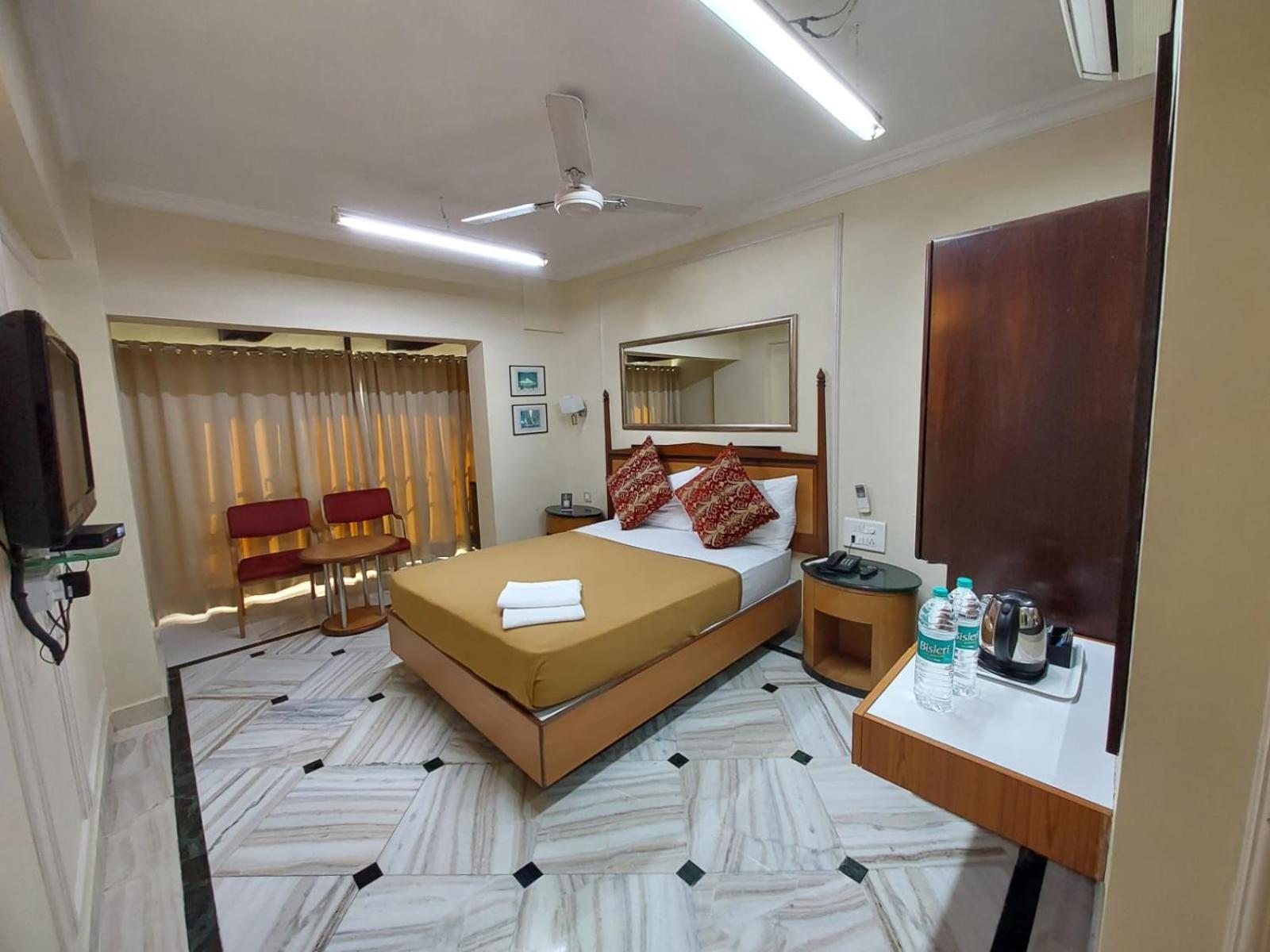 Royal Park Hotel Dockyard Mumbai Exterior photo